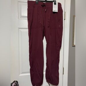 Women’s Lululemon Dance Studio Mid-Rise Pants